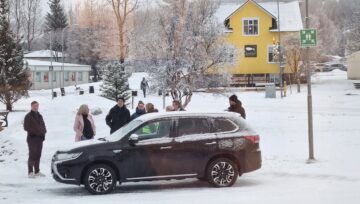 Hvað er fólkið að gera?