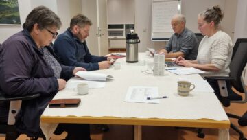 Unnið að uppstillingu