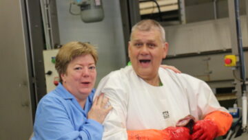 Vinna í boði á Laugum